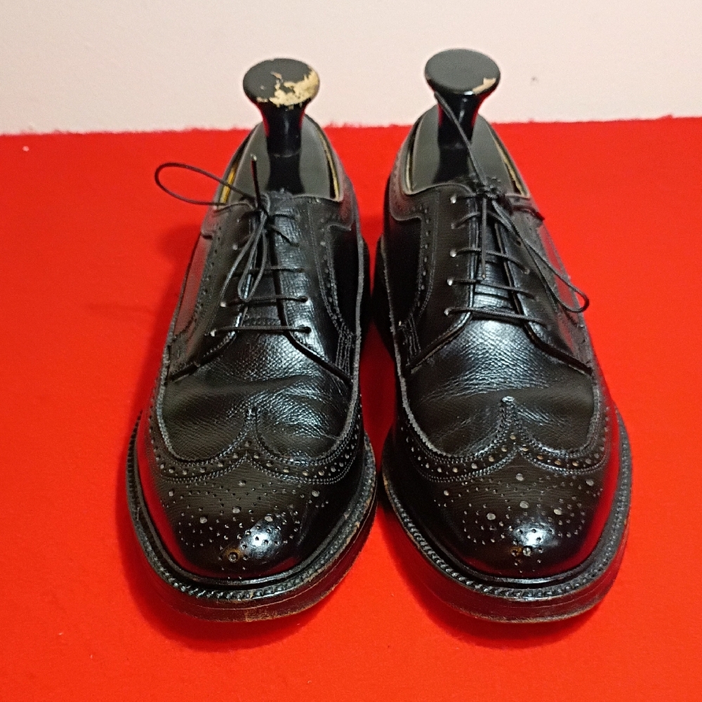 Elegant Black Brogue Men's Oxfords